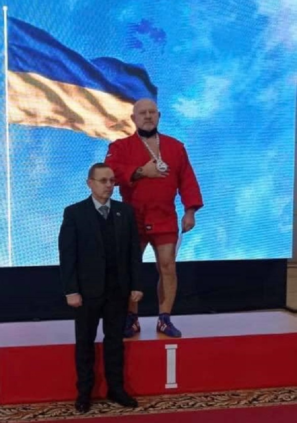 Черкаський спортсмен підкорює світ на чемпіонаті з самбо (ФОТО)