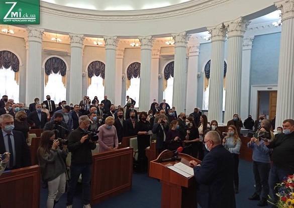 Депутати Черкаської обласної ради склали присягу