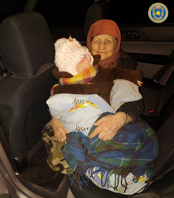 У Черкаській області під час пожежі врятували бабусю з правнучкою (ФОТО) 