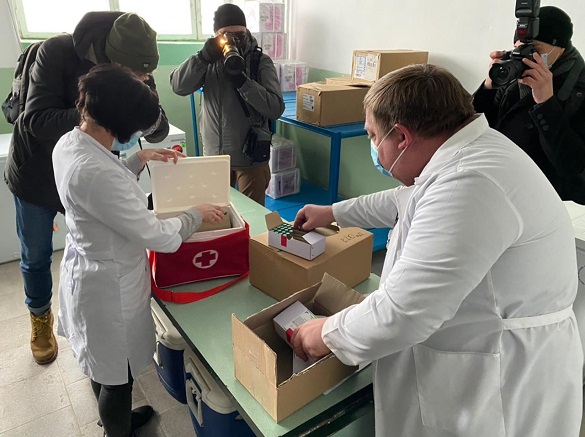 Черкаська область першою в Україні отримала вакцину від коронавірусу (ФОТО, ВІДЕО)
