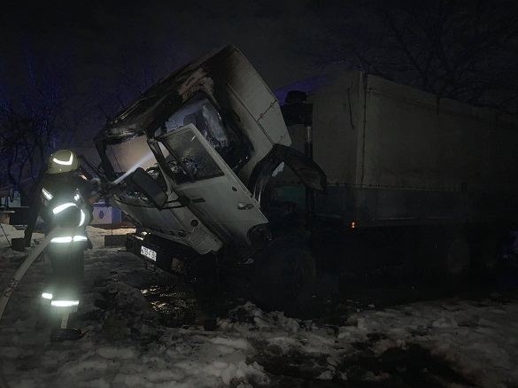 У селі на Черкащині підпалили кабіну вантажівки (ФОТО)