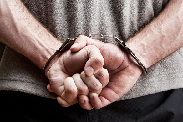 Чоловіка, який в Черкасах пограбував школяра, засудили до 4 років ув'язнення