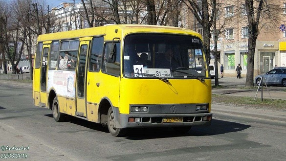 Водія автобуса, який у Черкасах на зупинці наїхав на пасажира, судитимуть