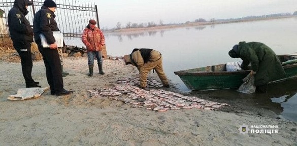 На Черкащині браконьєри виловили 80 кілограмів риби