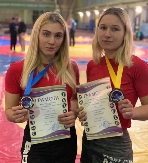 Дві черкаські спортсменики отримали звання 