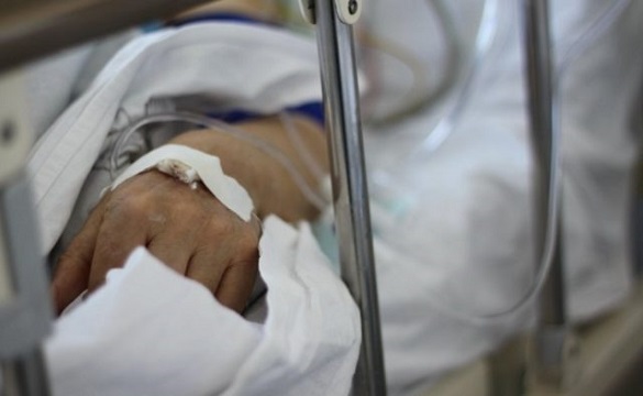 Черкащанин потрапив до лікарні через отруєння в’яленим м’ясом