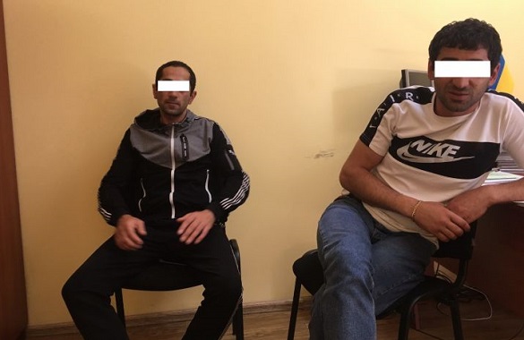 На Черкащині троє іноземців нелегально працювали у закладі громадського харчування