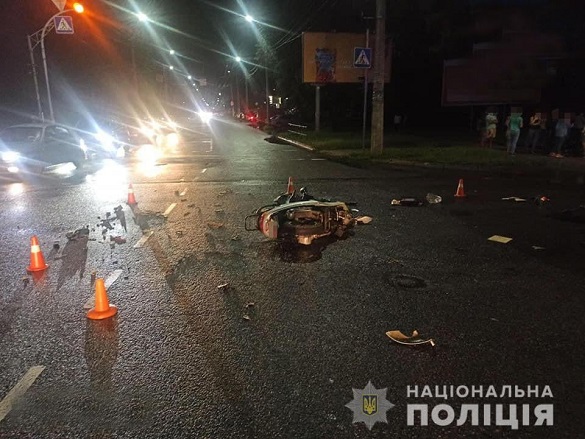 Під час аварії у Черкасах загинув водій скутера: поліція встановлює обставини (ФОТО)