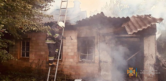 Під час пожежі у Черкаській області травмувався чоловік