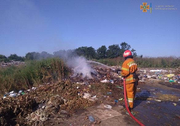 За вихідні на Черкащині сталось чотири пожежі сухої трави та сміття