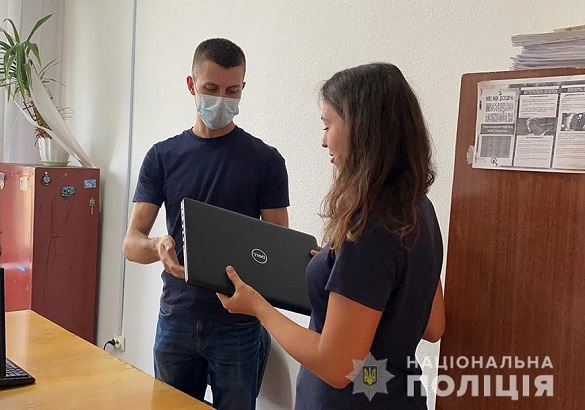 Хлопцеві, який обікрав черкаську журналістку, присудили громадські роботи