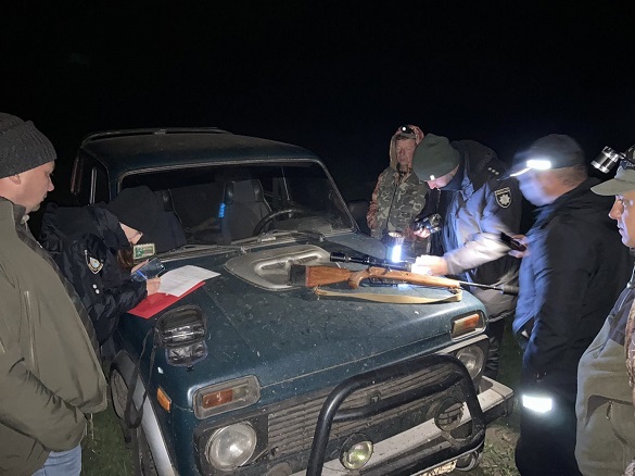 У Черкаській області затримали браконьєра, який застрелив  самку оленя (ФОТО)