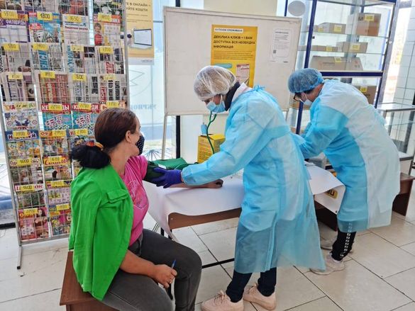 У Черкаській області можна вакцинуватися в 16-ти відділеннях Укрпошти
