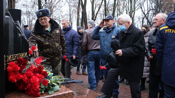 Чорнобильців-ліквідаторів вшанували сьогодні в Черкасах (ФОТО)