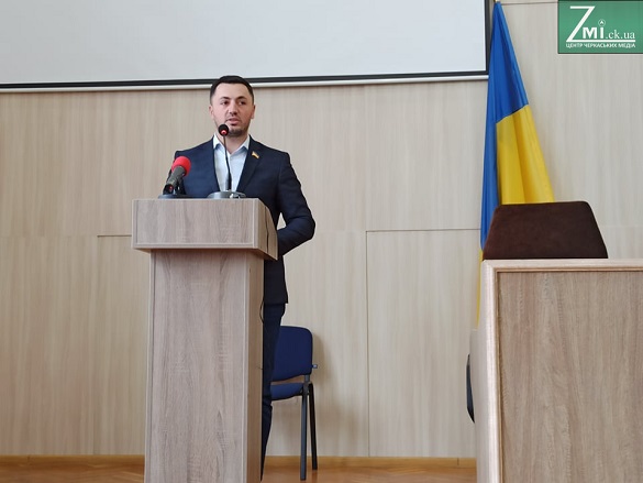 Черкаські депутати звернулись до влади щодо неприпустимості переслідування Петра Порошенка