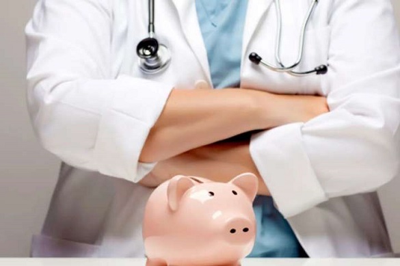 На Черкащині медикам підвищать зарплати