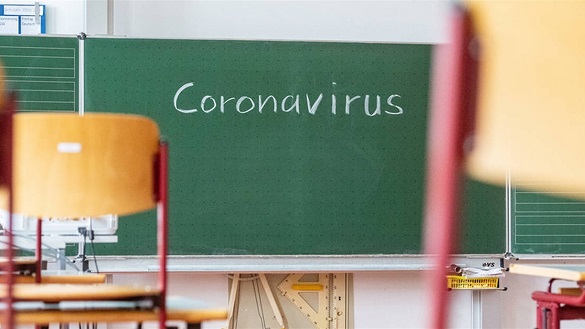 Майже 700 учнів у Черкаській області хворіють на коронавірус