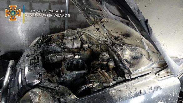 У Черкаській області вибухнув автомобіль