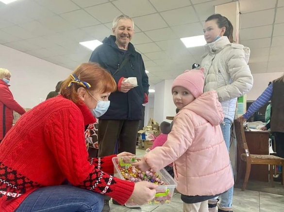 Майже півтори тисячі дітей отримали допомогу в Гуманітарному центрі Черкас