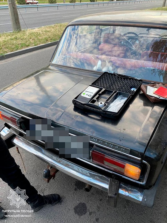 У Черкасах виявили авто в розшуку, яким кермував нетверезий водій (ФОТО)