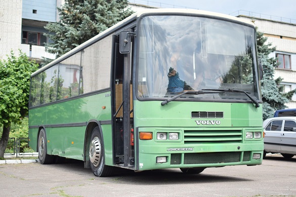 Аграрії Черкащини передали автобус захисникам (ФОТО)