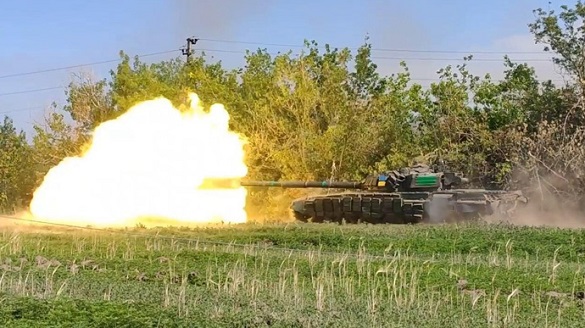 Українські захисники за добу знищили три танки окупантів 