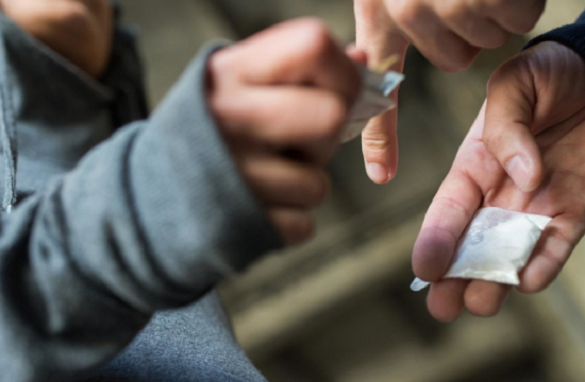 Збувачу наркотиків на Черкащині загрожує до десяти років ув'язнення