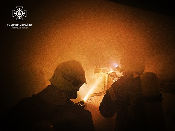 Рятувальники загасили дві пожежі будинків у Черкаській області