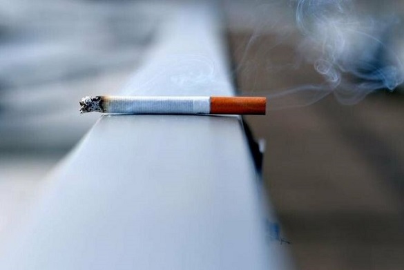 Черкащани просять заборонити паління в багатоповерхівках, квартирах та на балконах