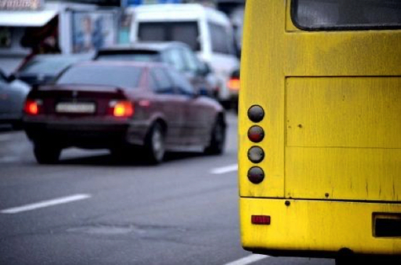 У Черкасах знову змінили схему руху одного із міських маршрутів У Черкасах знову змінили схему руху одного із міських маршрутів
