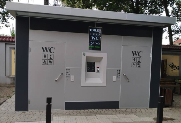 У Черкасах пропонують облаштувати модульні громадські вбиральні