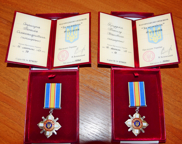 Двох захисників із Черкащини посмертно нагородили орденами