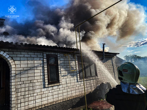 На Золотоніщині горів житловий будинок: причину пожежі встановлюють На Золотоніщині горів житловий будинок: причину пожежі встановлюють