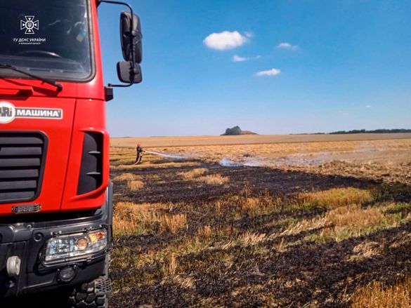 На вихідних черкаські рятувальники ліквідували 6 пожеж