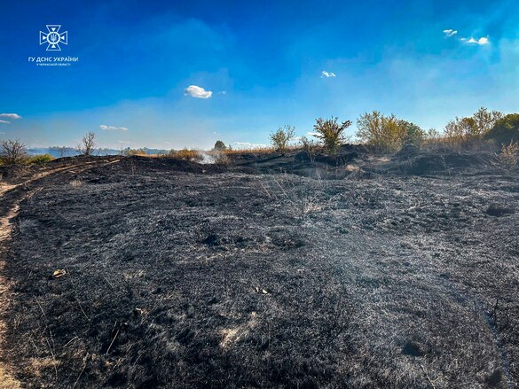 На Черкащині через необережного курця виникла пожежа