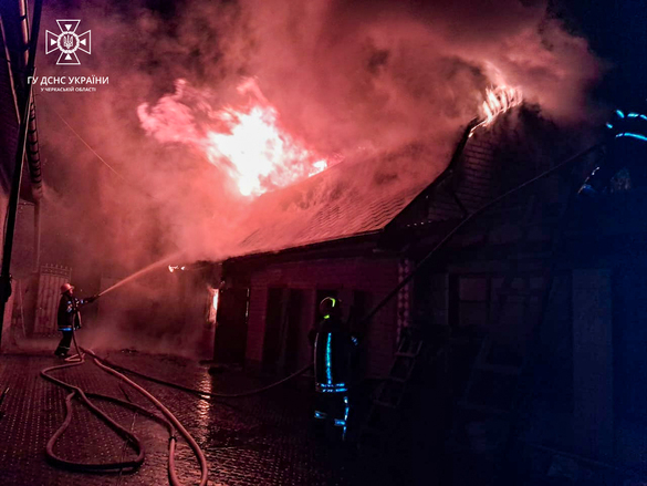 На Черкащині під час пожежі згорів автомобіль
