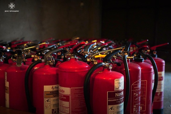 Для Черкащини передали більше двохсот первинних засобів пожежогасіння