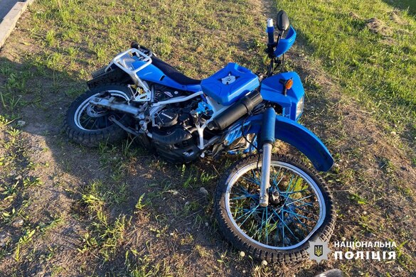 На Золотоніщині нетверезий водій зіштовхнувся із мотоциклістом: останній отримав травми 