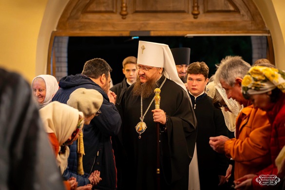 Черкаському митрополиту Феодосію, проти якого відкрито чотири кримінальні провадження, суд дозволив звершити службу на Великдень